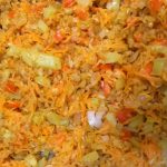 Фото рецепта - Булгур с зеленым горошком и овощами - шаг 2