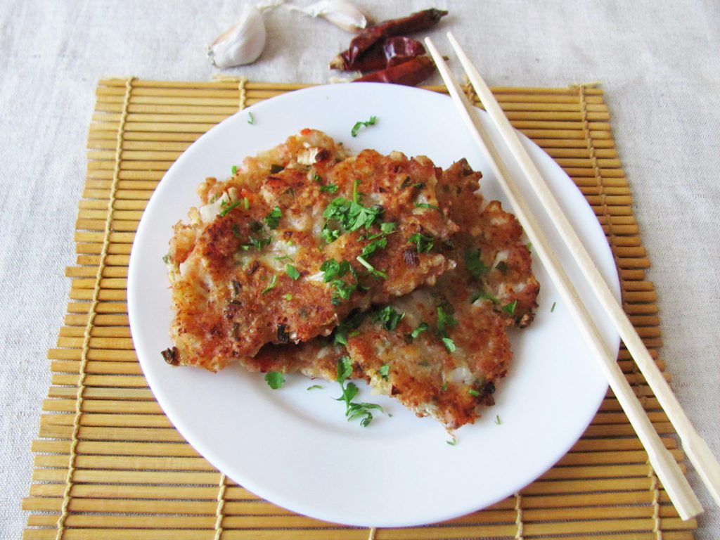 Острые блинчики с кимчи (с капустой)