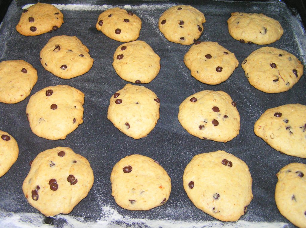 Печенье с шоколадными дропсами