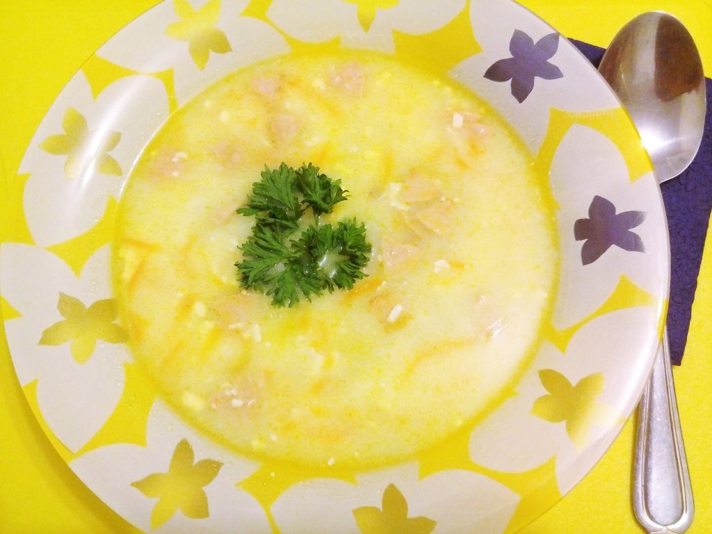 Сырный суп с сосисками