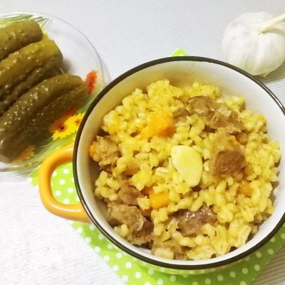 Плов из перловки и говядины - рецепт с фото