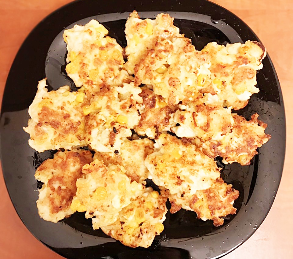 Куриные котлетки из рубленого мяса с кукурузой
