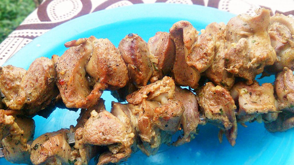 Шашлычок из куриных желудков