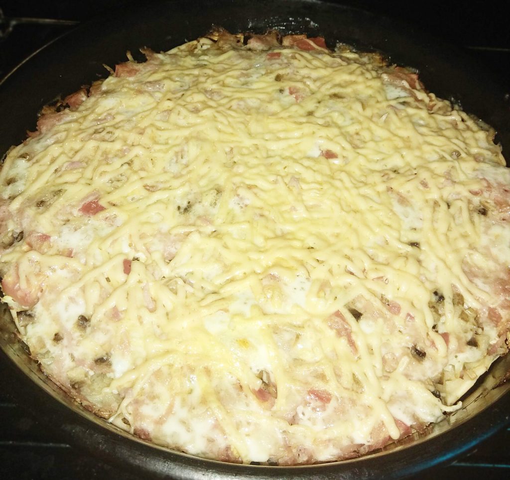 Грибная пицца с картофелем и сыром