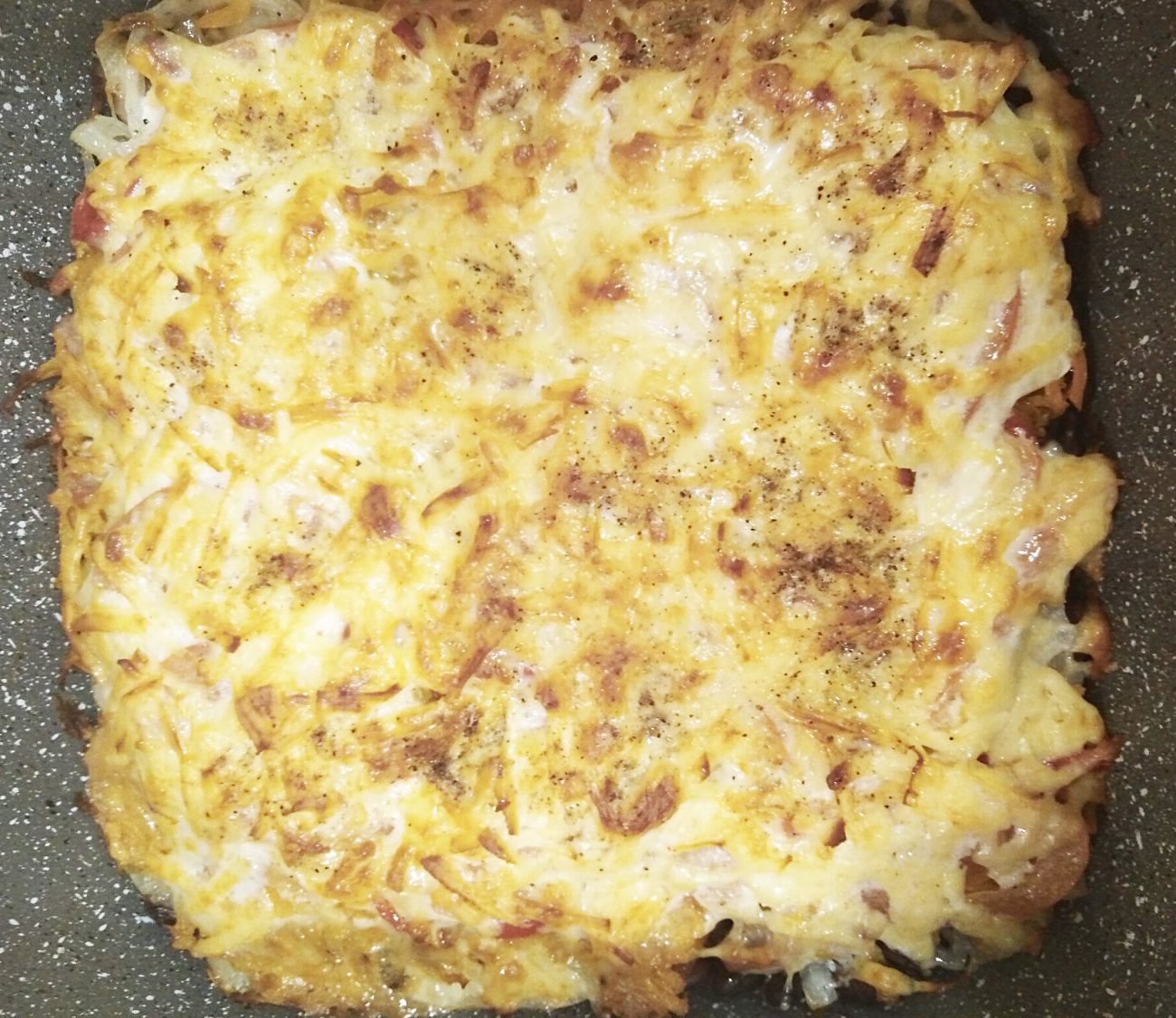 Запеченная фасоль с куриной грудкой под сырной шубкой