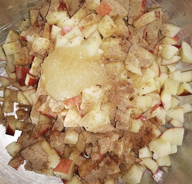 Фото рецепта - Пирог с яблоками из лаваша - шаг 2