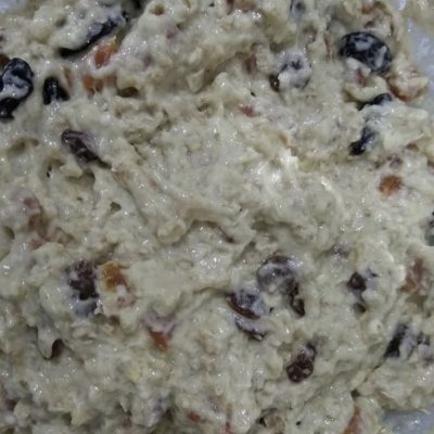 Фото рецепта - Овсяное печенье с изюмом и курагой - шаг 3