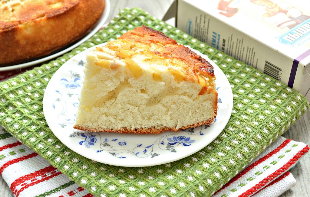 Яблочная шарлотка с крахмалом