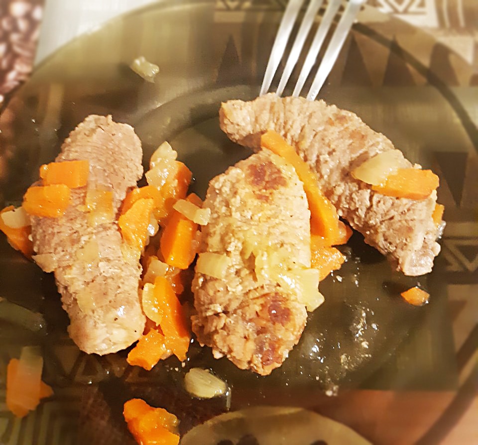 Пальчики из телятины (мясные рулетики)