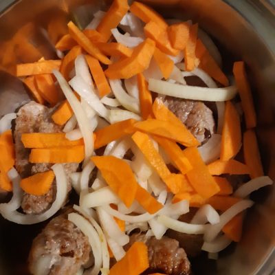 Фото рецепта - Пальчики из телятины (мясные рулетики) - шаг 6