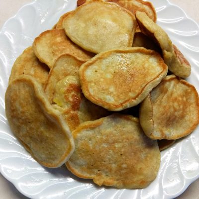 Яблочные оладьи на кефире - рецепт с фото Яблочные оладьи на кефире - рецепт с фото