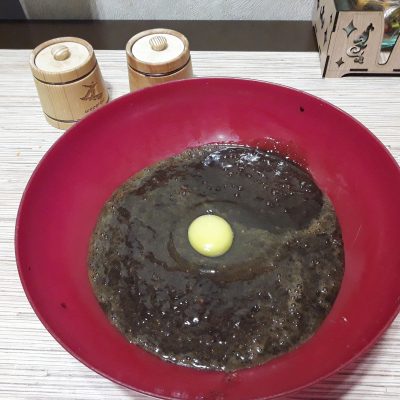 Фото рецепта - Печеночный торт из говяжьей печени с овощами - шаг 3