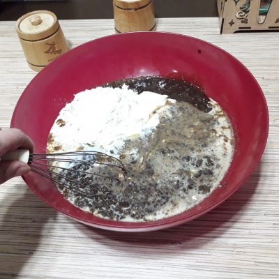 Фото рецепта - Печеночный торт из говяжьей печени с овощами - шаг 4