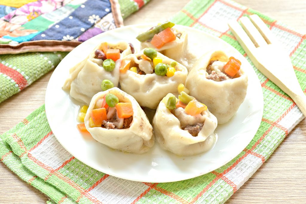 Ленивые пельмени с овощами и фаршем