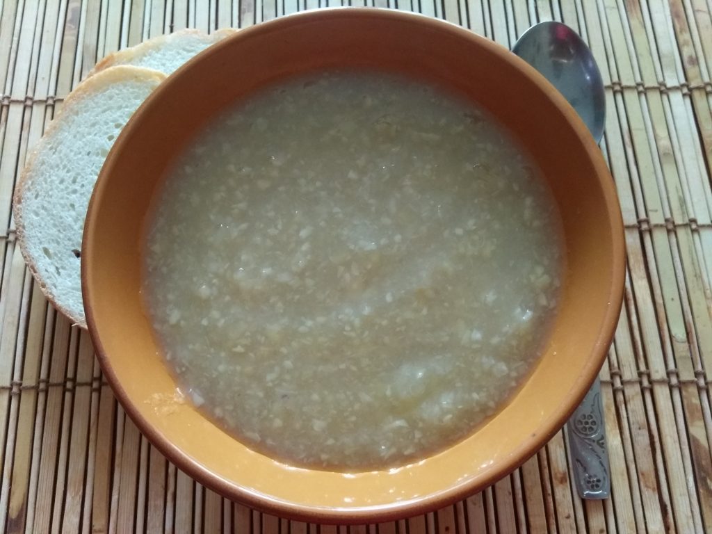 Крем-суп из корня сельдерея и яблок