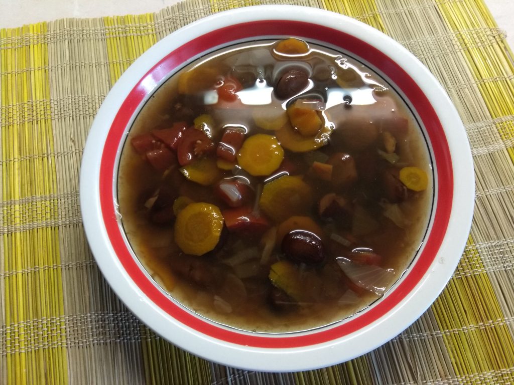 Суп без мяса из соевых бобов