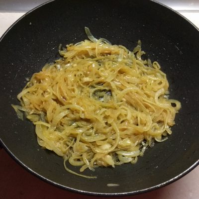 курица в томатном соке на сковороде рецепты. img 20191210 180745. курица в томатном соке на сковороде рецепты фото. курица в томатном соке на сковороде рецепты-img 20191210 180745. картинка курица в томатном соке на сковороде рецепты. картинка img 20191210 180745. Безумно вкусная, невероятно ароматная, нежная и сочная курица в томатном соке – прекрасное дополнения к любому гарниру. Гарниру. Для этого блюда мы берем целую курицу и разделываем на части, тогда вкус получается более ярким и насыщенным из-за того, что у нас есть два виды куриного мяса – белое и красное