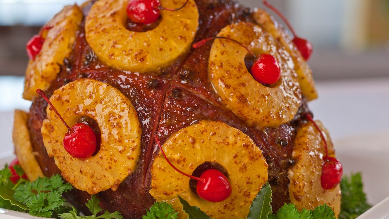 Праздничная буженина с ананасами