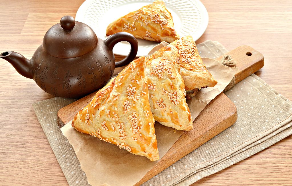 Самса с мясным фаршем