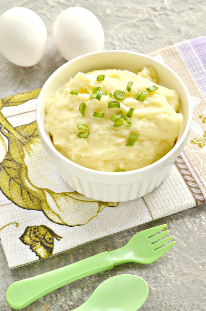 Картофельное пюре с яйцом и молоком