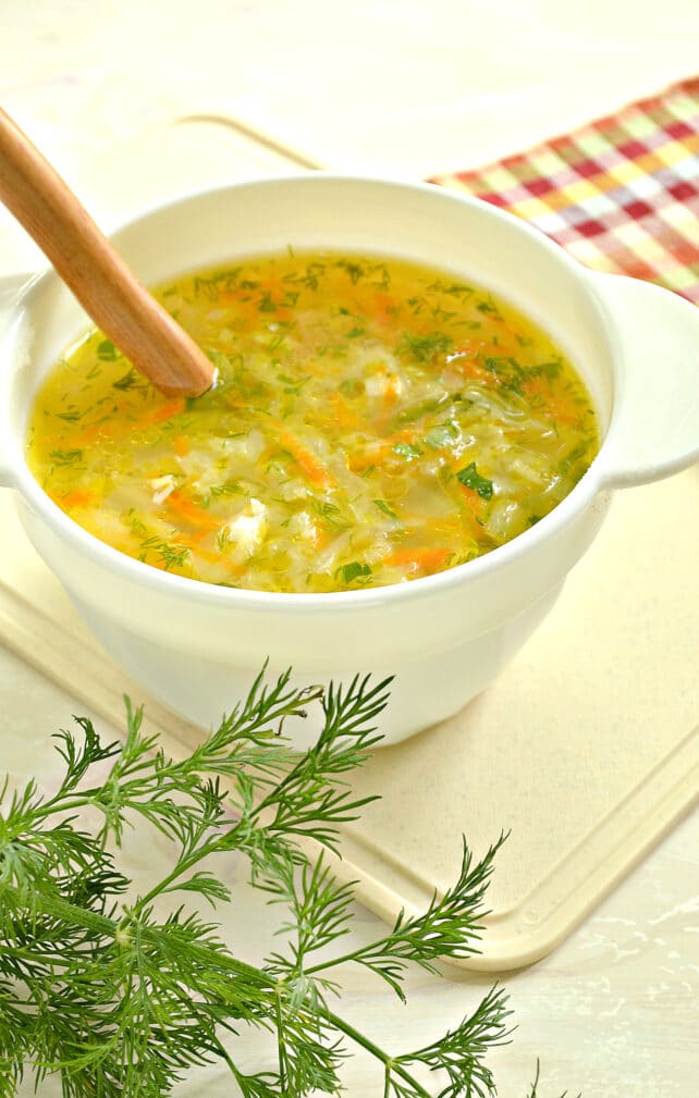 Щи с молодой капустой