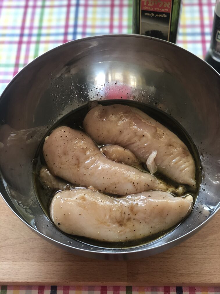 Фото рецепта - Пастрома из куриной грудки - шаг 4