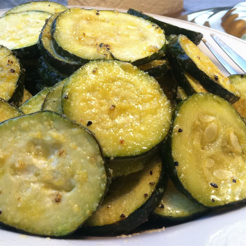 Запеченные цукини с лимонным перцем