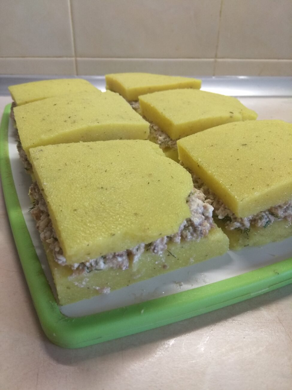 Манная запеканка с сардинами