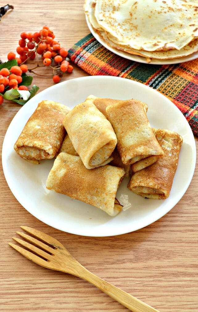 Блины с капустной начинкой