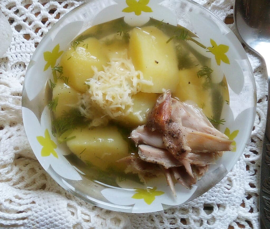 Картофельная похлебка с запеченным кроликом