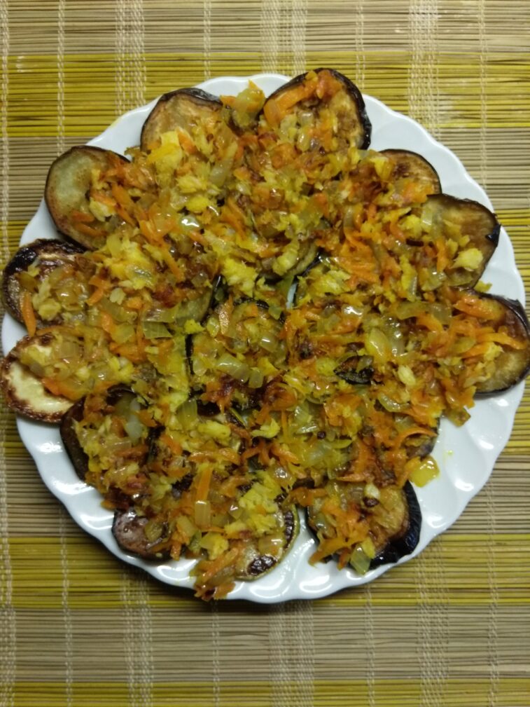 Быстрая закуска из кабачков и баклажанов