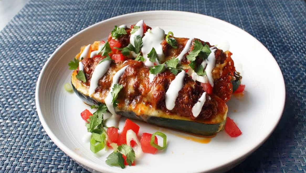 Фаршированные кабачки с говядиной и сыром