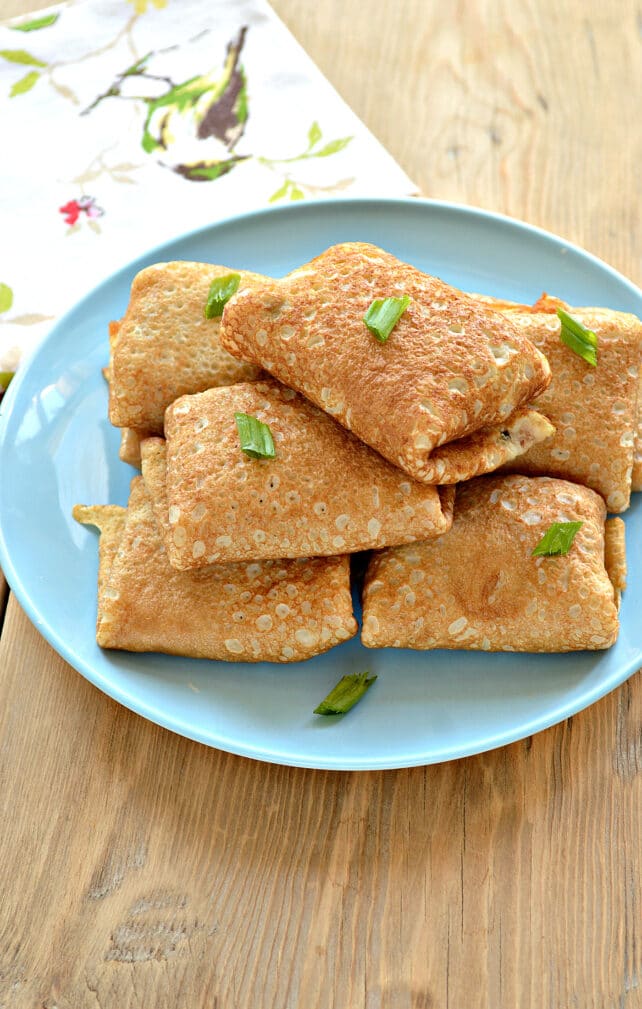 Блины, фаршированные грибами и фаршем