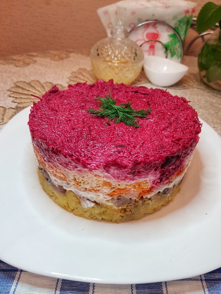 Селёдка под шубой с зеленым яблоком