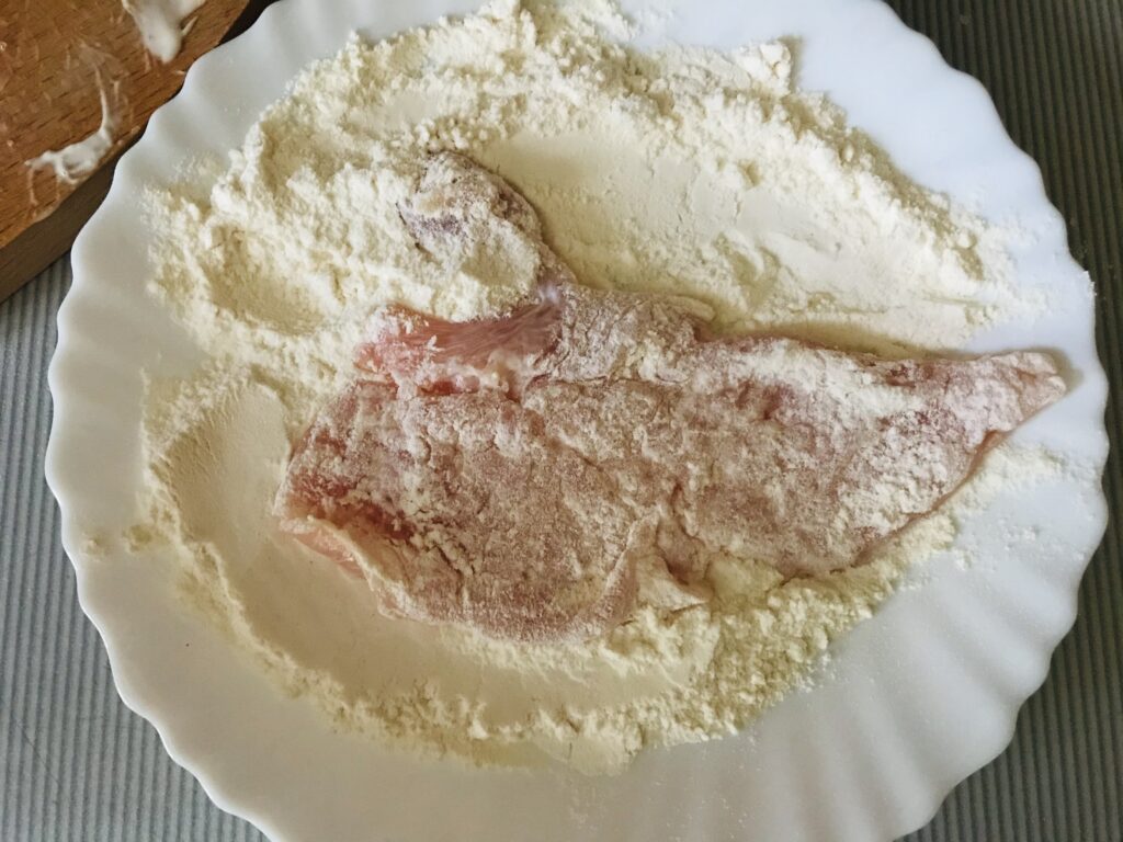 курица под грибной шубой в духовке. bd541e42 6742 4fd2 b950 e79e3179826e. курица под грибной шубой в духовке фото. курица под грибной шубой в духовке-bd541e42 6742 4fd2 b950 e79e3179826e. картинка курица под грибной шубой в духовке. картинка bd541e42 6742 4fd2 b950 e79e3179826e. Всем привет! Это совсем не сложное блюдо и такое вкусное, что вся ваша семья его полюбит безоговорочно. Я часто готовлю его на ужин. Выглядит оно, кстати, очень аппетитно. Поэтому куриная грудка под шубой вполне подойдёт и для праздничного стола в качестве горячего.