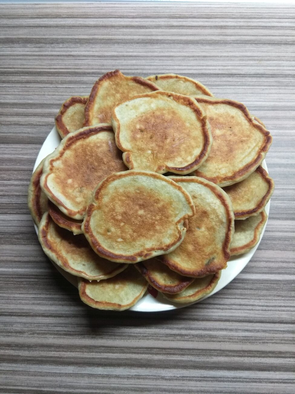 Банановые оладьи с кокосовой стружкой