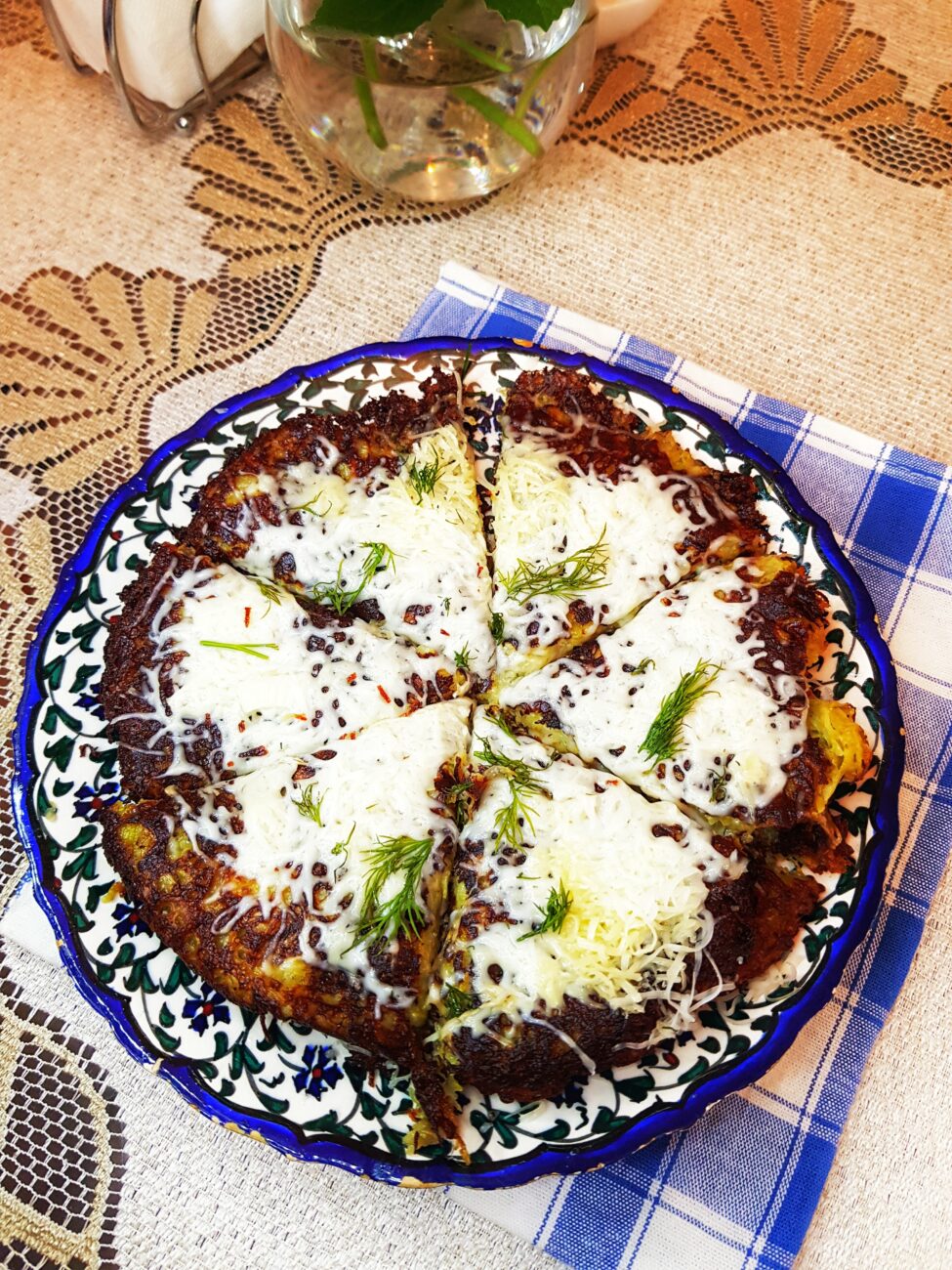 Картофельные блины с сыром и зеленью