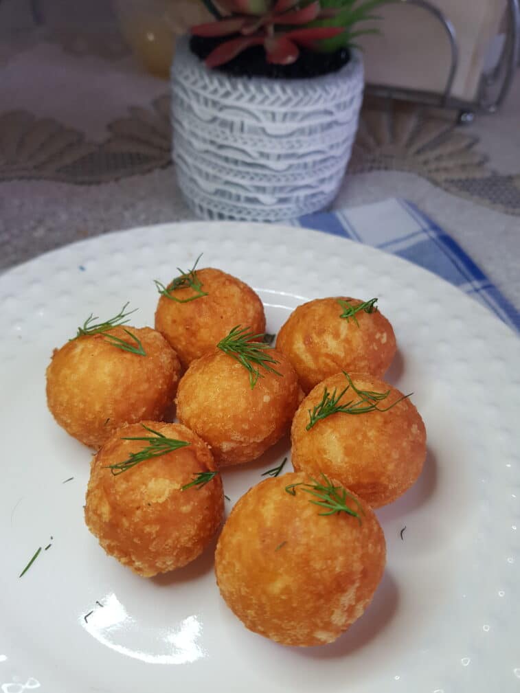 Сырные шарики