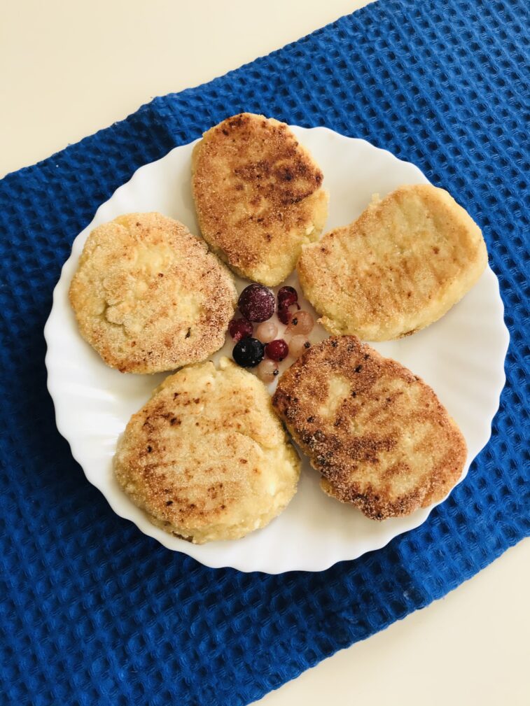 Сырники с бананом и манкой