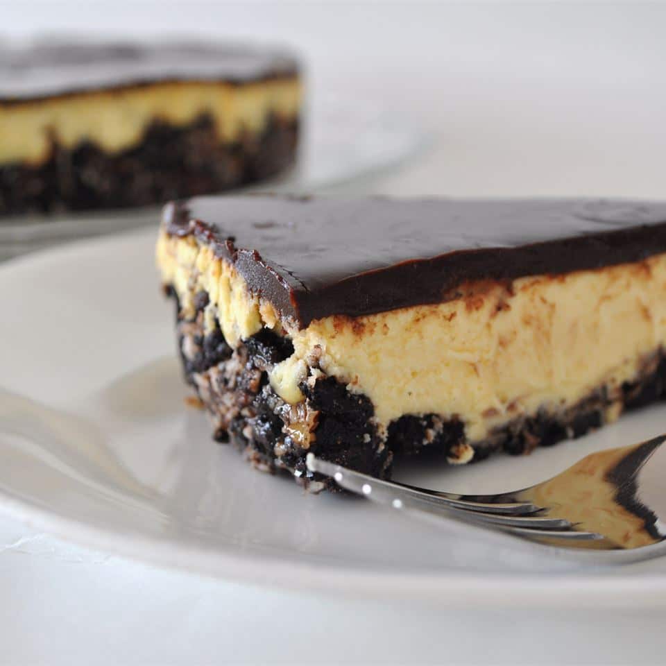 Чизкейк из печенья Oreo с орехами