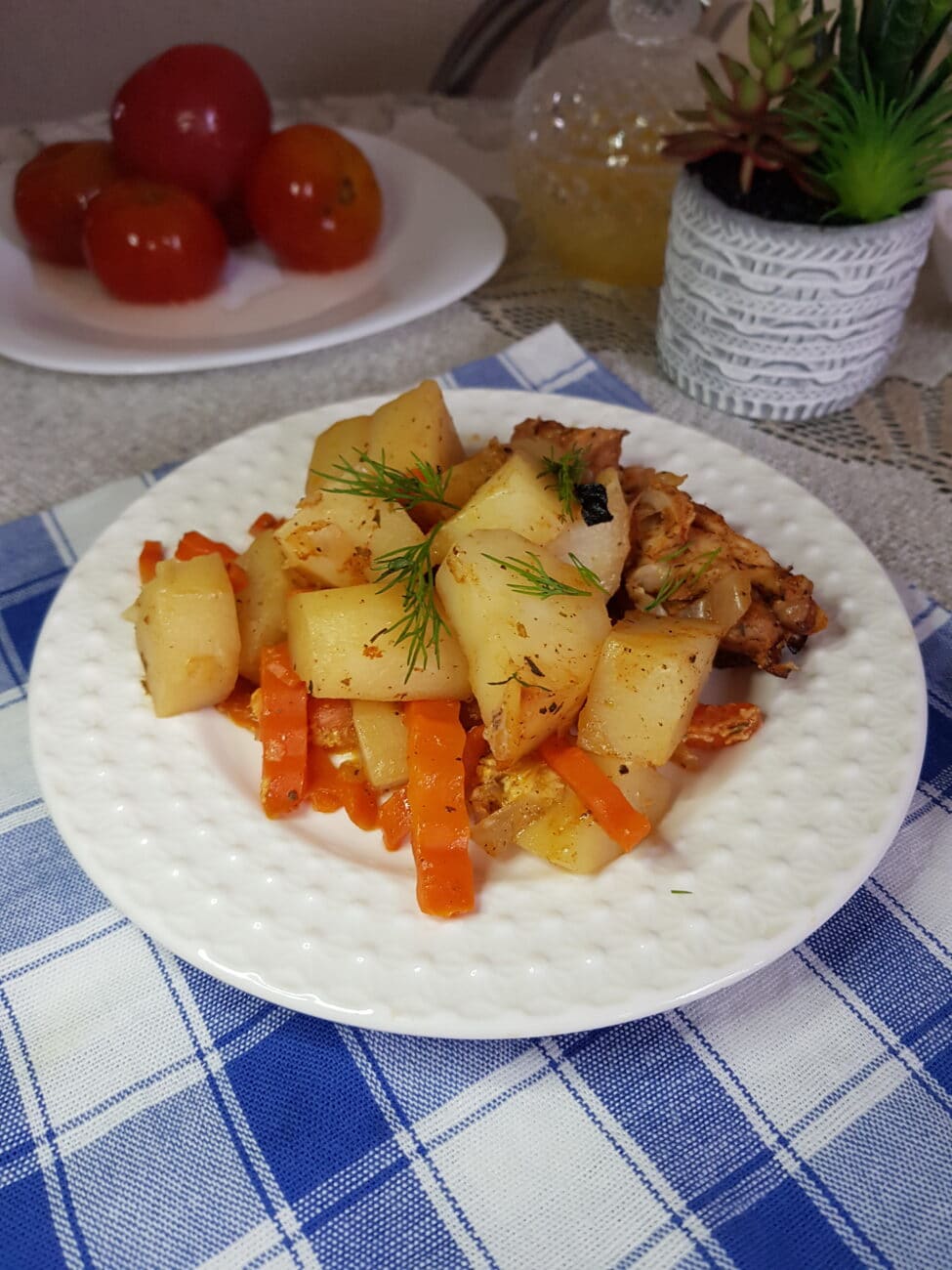 Куриное мясо с овощами в рукаве