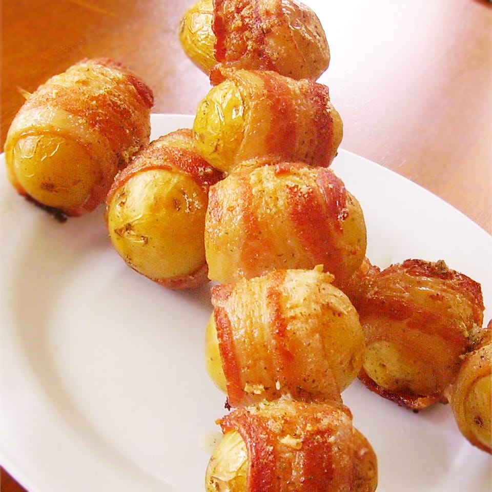 Запеченный картофель в беконе