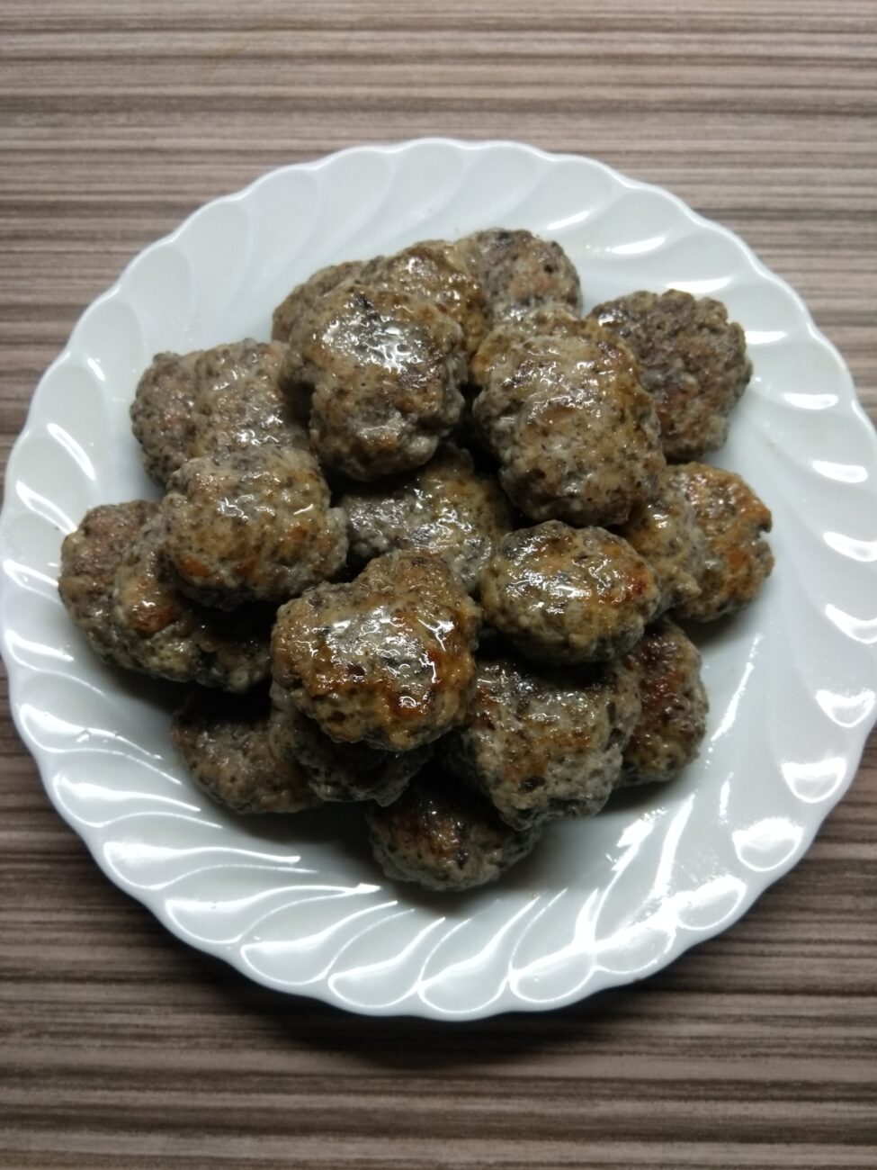 Котлеты из свинины с грибами
