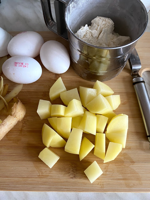 Фото рецепта - Суп с клёцками и овощами - шаг 4