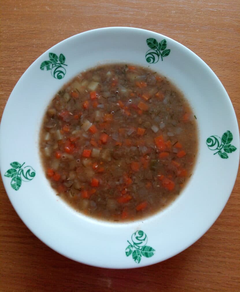 Постный суп из чечевицы