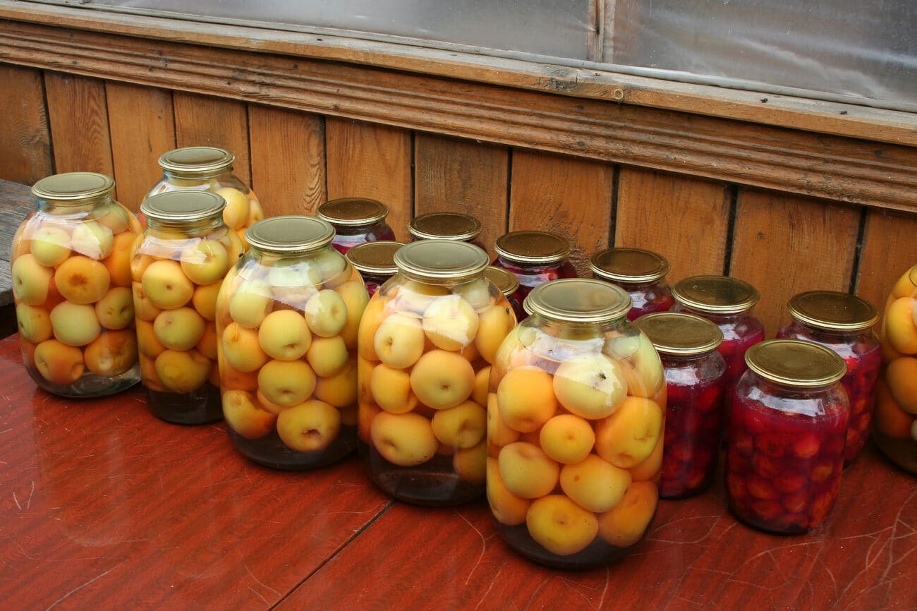 Яблоки консервированные