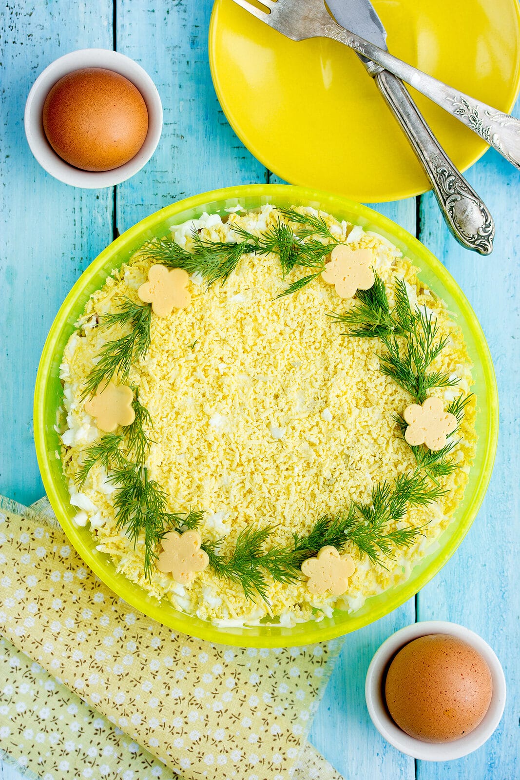 Салат мимоза фото. Рецепт мимозы ингредиенты. Мимоза салат классический. Салат мимоза индигриенты. Рецепт мимозы ингредиенты.