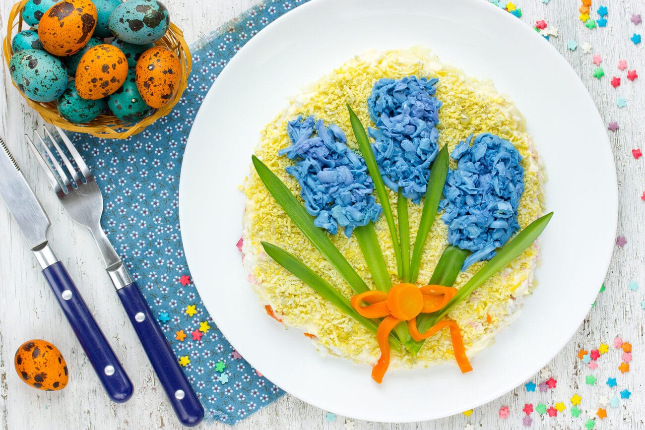 Салат с крабовыми палочками и кукурузой