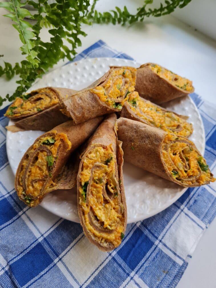 Печёночные блинчики с овощной начинкой