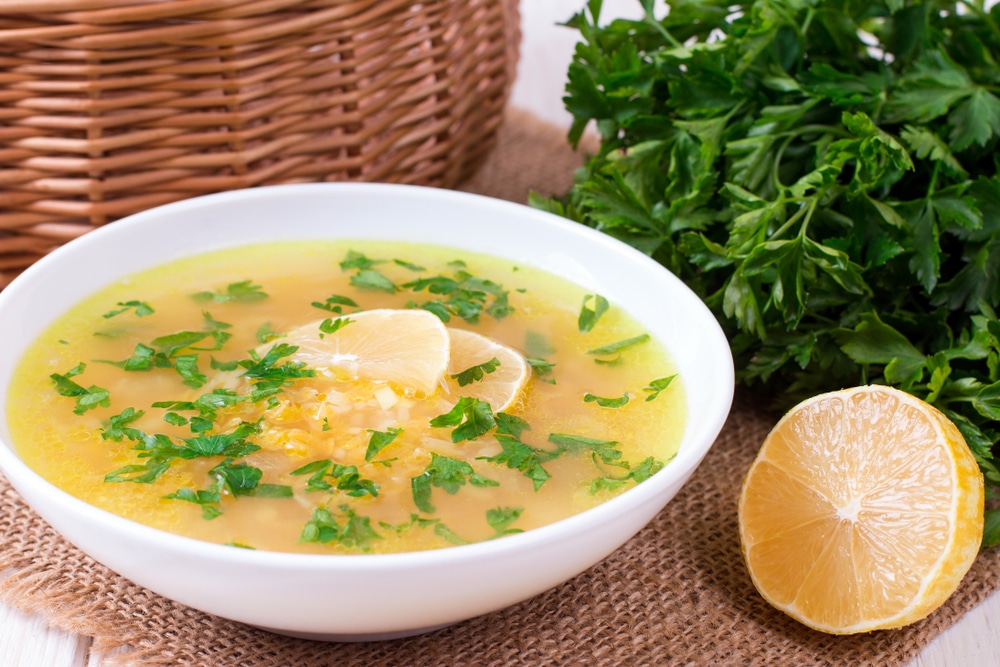 Картофельный суп с вермишелью и лимоном